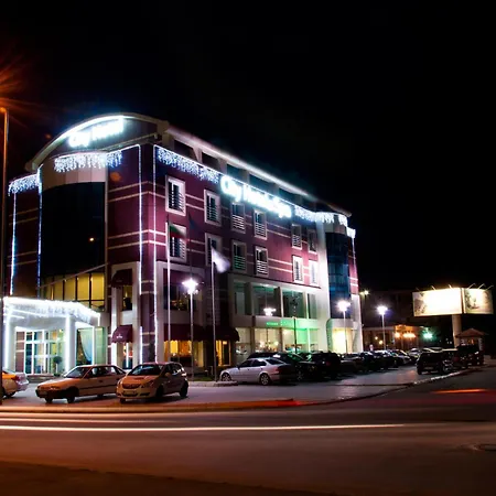 Free Parking Отель 3*