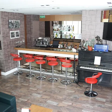 Hotel Free Parking 3*