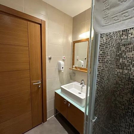 Free Parking 3* Пловдив