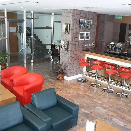 Hotel City 3*