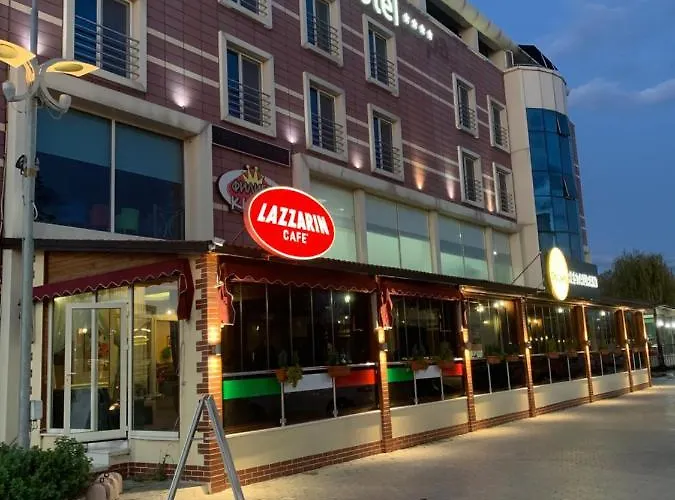 酒店 Free Parking 3*